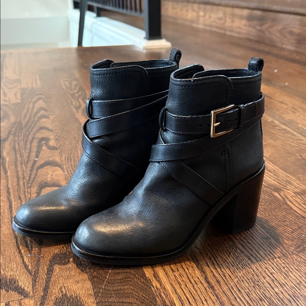 Tory Burch Hastings 85mm Black Booties.
